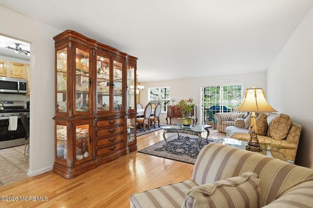 14 Linda Court, South Amboy, NJ 08879