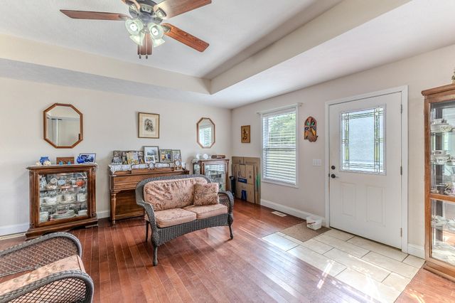 22948 Gardner Road, Lebanon, MO 65536