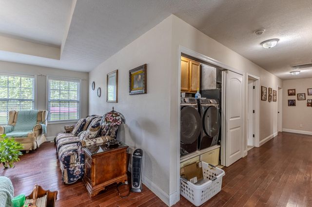 22948 Gardner Road, Lebanon, MO 65536