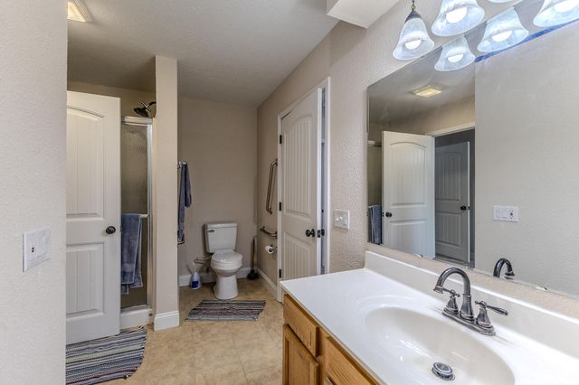 22948 Gardner Road, Lebanon, MO 65536