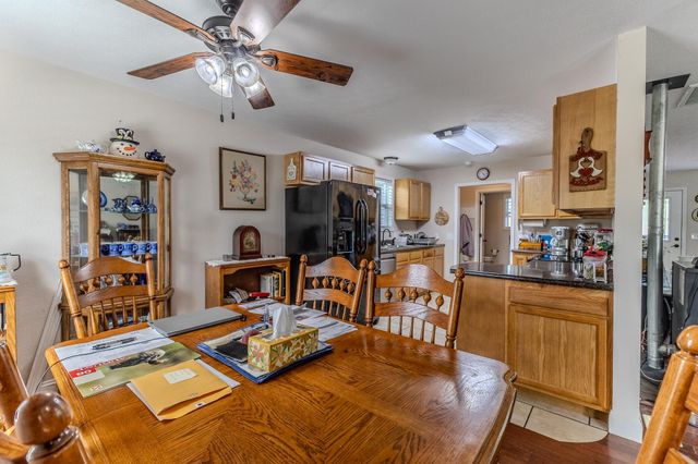 22948 Gardner Road, Lebanon, MO 65536