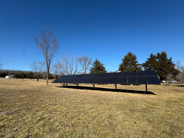 22948 Gardner Road, Lebanon, MO 65536