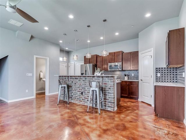 479 S Fretz Avenue, Edmond, OK 73003