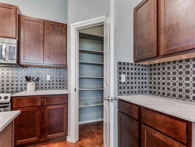 479 S Fretz Avenue, Edmond, OK 73003