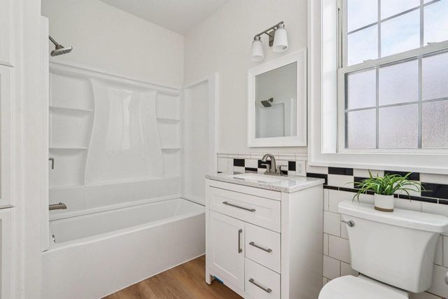 2048 Shoop STREET, Racine, WI 53404