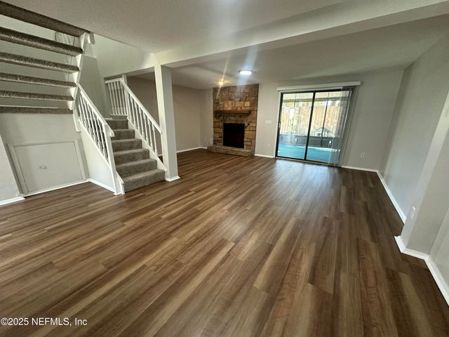 7042 PRESTWICK Circle S, Jacksonville, FL 32244