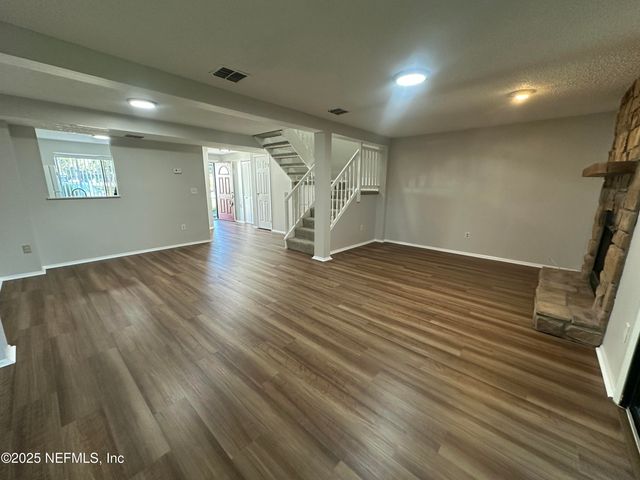 7042 PRESTWICK Circle S, Jacksonville, FL 32244