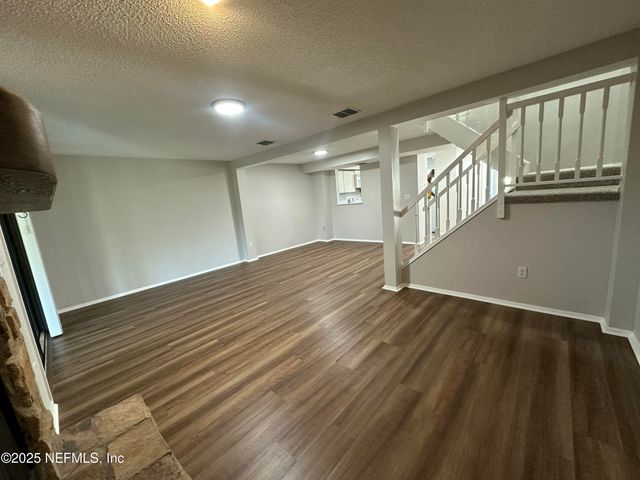 7042 PRESTWICK Circle S, Jacksonville, FL 32244