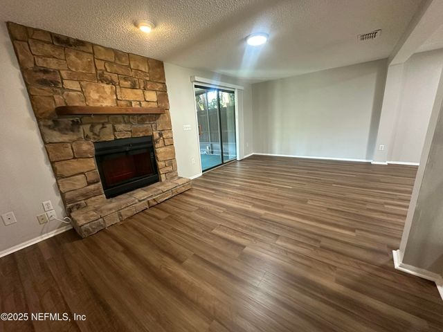 7042 PRESTWICK Circle S, Jacksonville, FL 32244