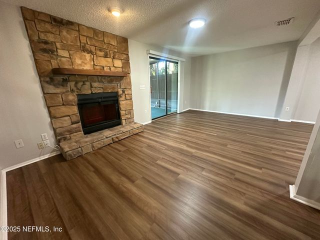 7042 PRESTWICK Circle S, Jacksonville, FL 32244