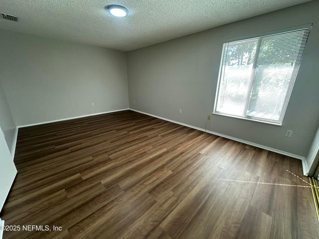 7042 PRESTWICK Circle S, Jacksonville, FL 32244