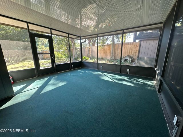 7042 PRESTWICK Circle S, Jacksonville, FL 32244