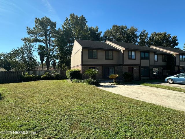 7042 PRESTWICK Circle S, Jacksonville, FL 32244