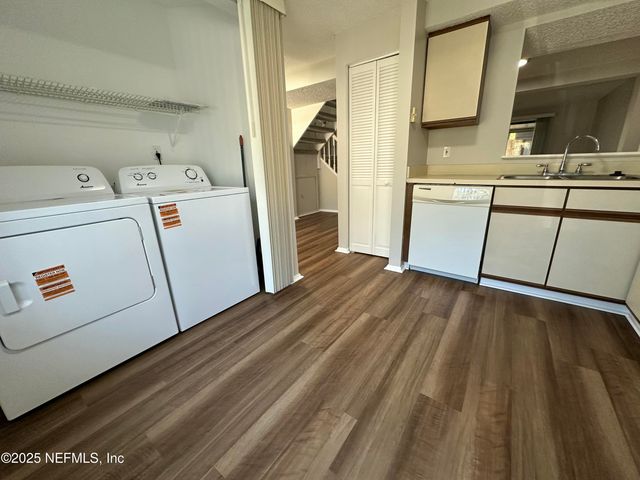 7042 PRESTWICK Circle S, Jacksonville, FL 32244