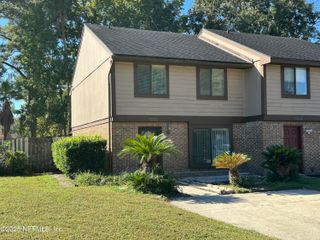 7042 PRESTWICK Circle S, Jacksonville, FL 32244