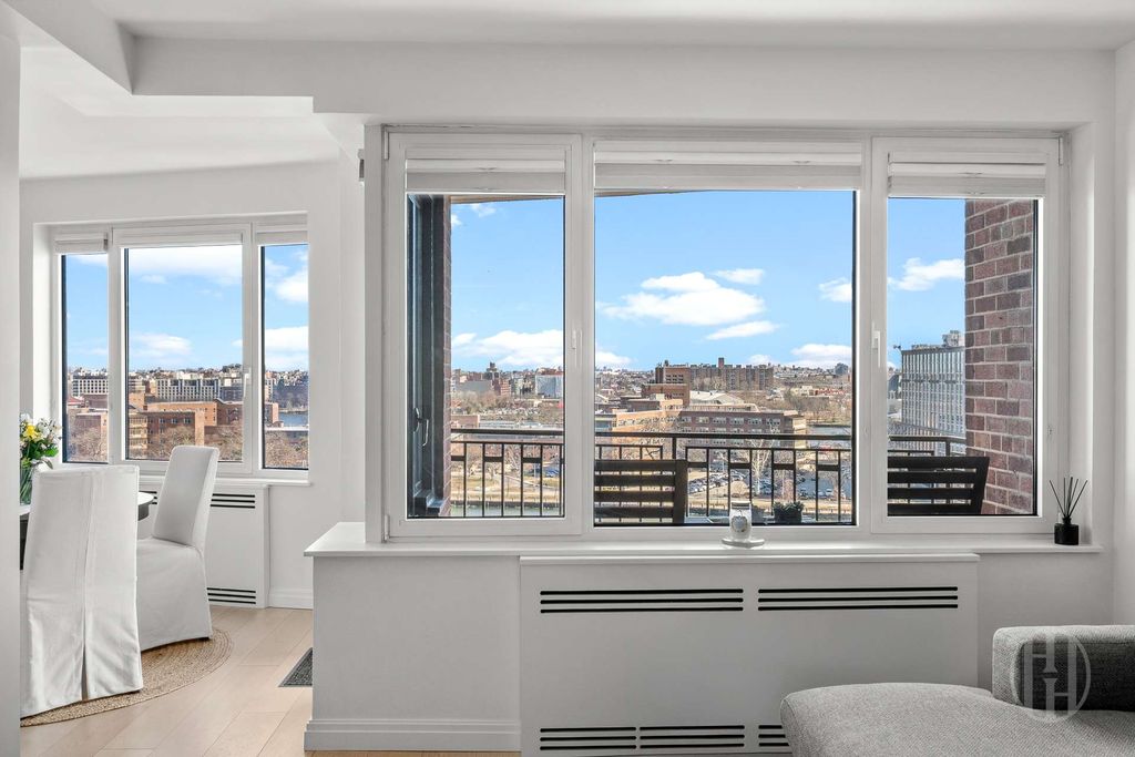 45 E End Ave Apt 10B, New York City, NY 10028