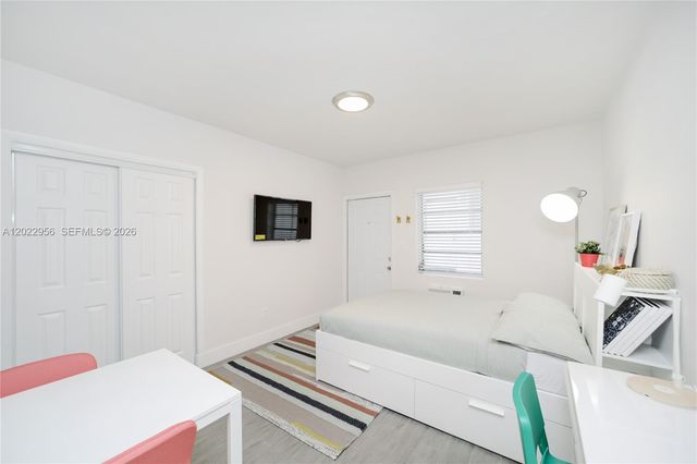 770 NE 123rd St 19, North Miami, FL 33161
