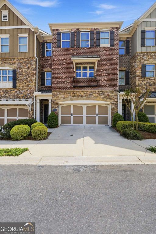 917 Dumaine Trace, Atlanta, GA 30328