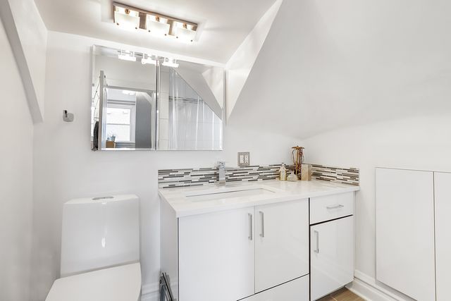 1648 W 100th Street, Chicago, IL 60643