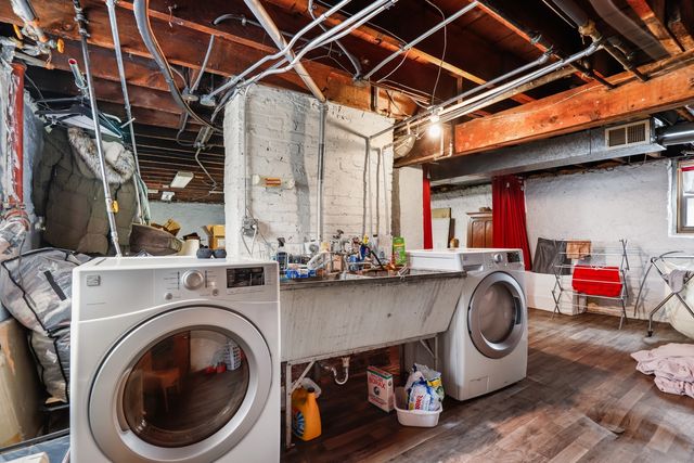 1648 W 100th Street, Chicago, IL 60643