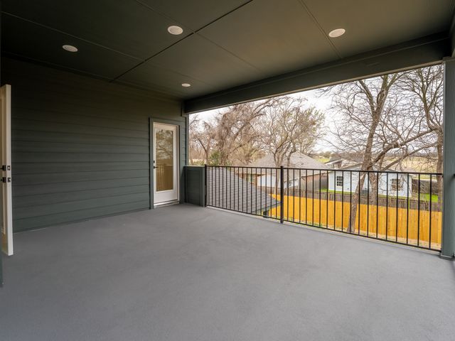 3041 Valentine Street, Dallas, TX 75215
