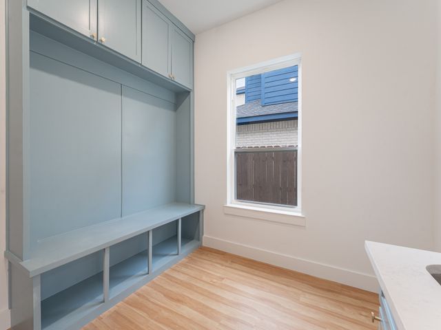 3041 Valentine Street, Dallas, TX 75215