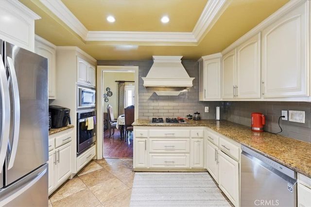 710 S Ridgeview, Anaheim Hills, CA 92807