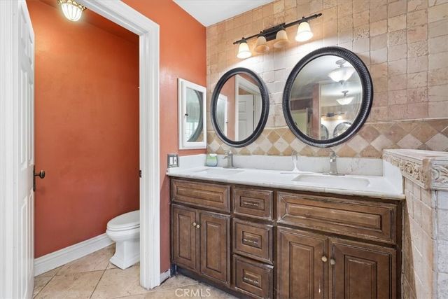 710 S Ridgeview, Anaheim Hills, CA 92807