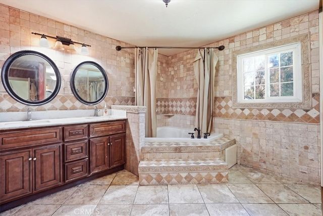 710 S Ridgeview, Anaheim Hills, CA 92807