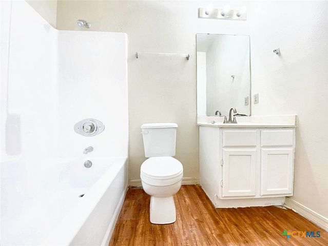 106 Hughson Court, San Marcos, TX 78666