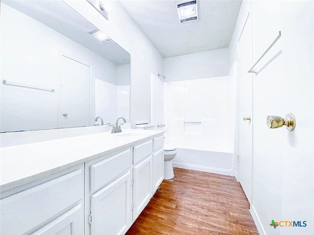 106 Hughson Court, San Marcos, TX 78666
