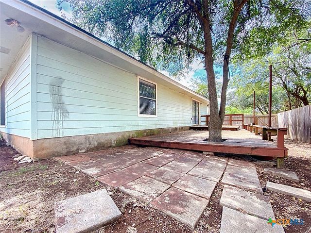 106 Hughson Court, San Marcos, TX 78666