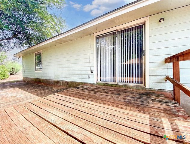 106 Hughson Court, San Marcos, TX 78666