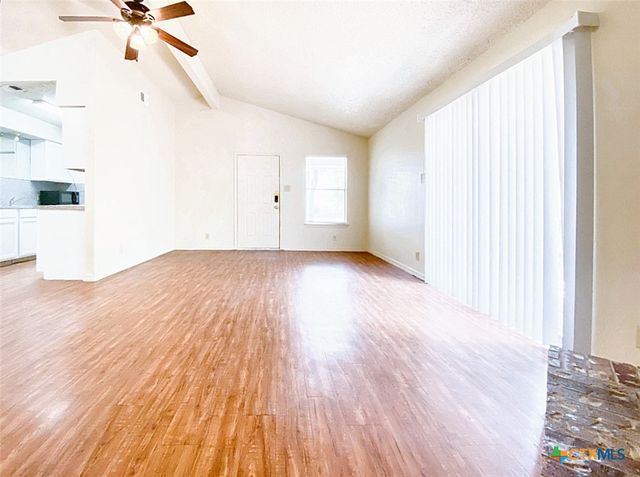 106 Hughson Court, San Marcos, TX 78666