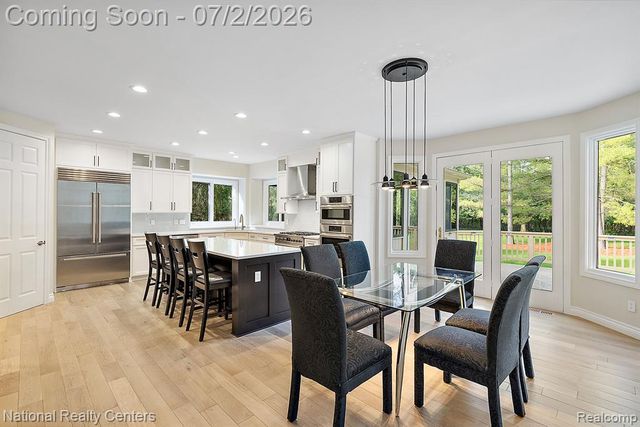 30055 Forest Drive, Franklin, MI 48025