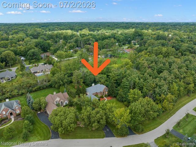 30055 Forest Drive, Franklin, MI 48025