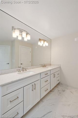 30055 Forest Drive, Franklin, MI 48025