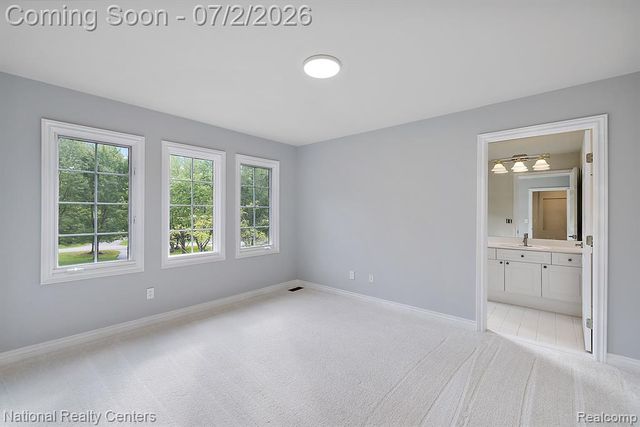 30055 Forest Drive, Franklin, MI 48025