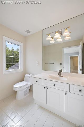30055 Forest Drive, Franklin, MI 48025