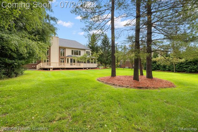 30055 Forest Drive, Franklin, MI 48025