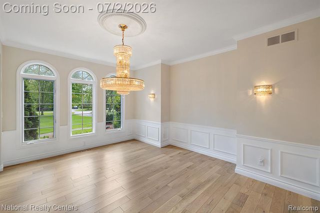 30055 Forest Drive, Franklin, MI 48025