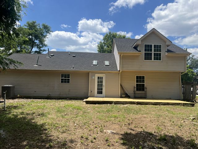 902 Regalwood Ct, Smyrna, TN 37167