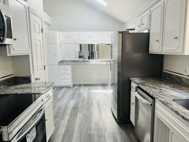 902 Regalwood Ct, Smyrna, TN 37167