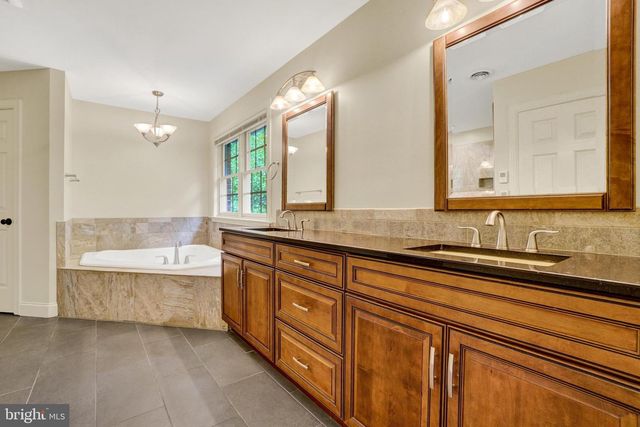 1770 WYNDHAM DR, York, PA 17403