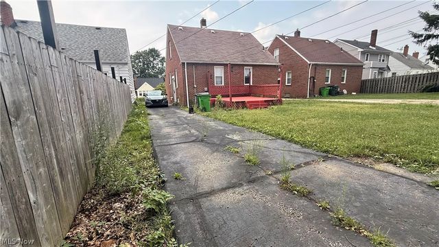 4643 E 90th Street, Garfield Heights, OH 44125