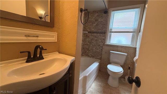 4643 E 90th Street, Garfield Heights, OH 44125
