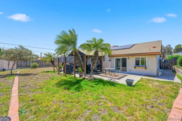 707 Granada, Vista, CA 92083