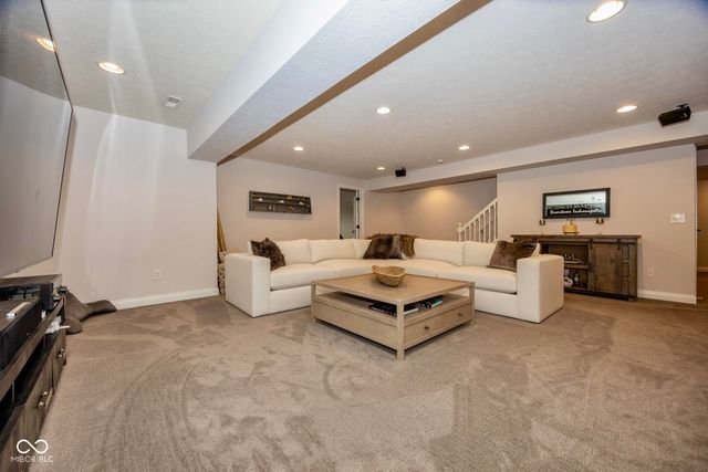 15375 Ackerley Drive, Fishers, IN 46040
