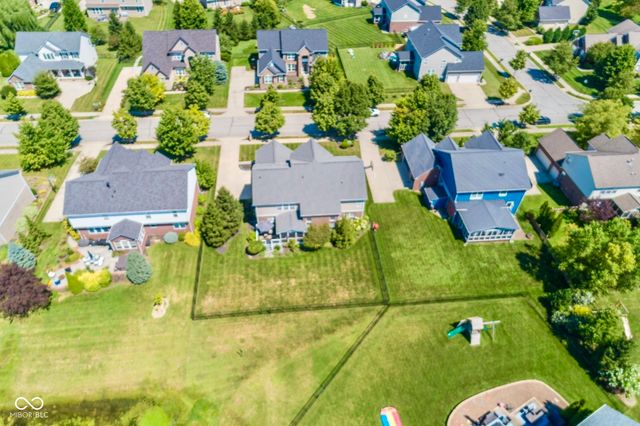 15375 Ackerley Drive, Fishers, IN 46040
