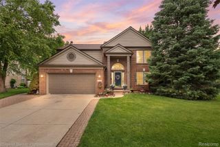 17943 Salinas River Way, Macomb Township, MI 48042